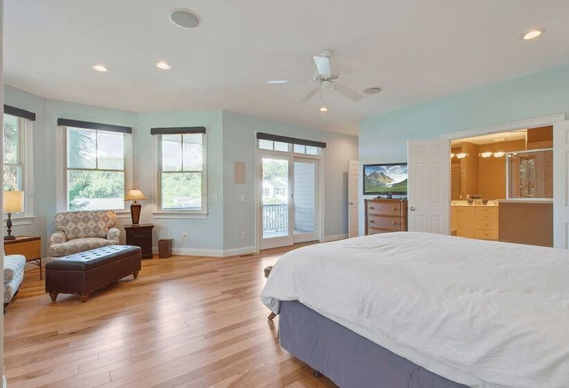 2701 Palm Boulevard By Avantstay Steps To The Beach, Ping Pong, Putting Green