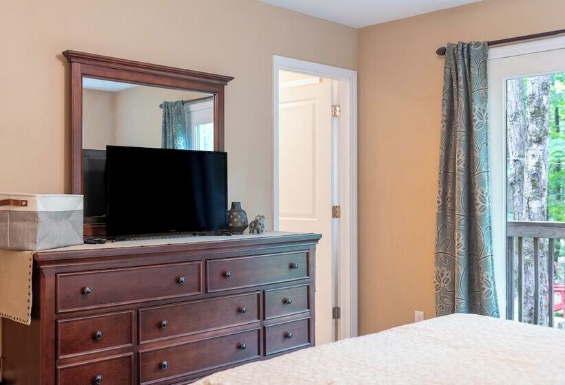 Bear Trail Chalet By Avantstay Retreat W/ Outdoor Living Deck & Fire Pit