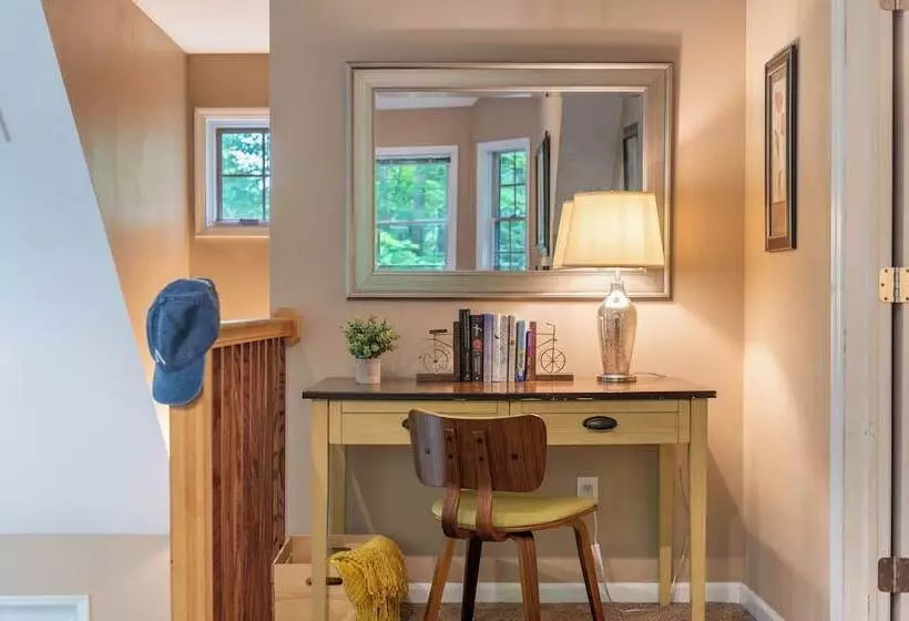 Bear Trail Chalet By Avantstay Retreat W/ Outdoor Living Deck & Fire Pit