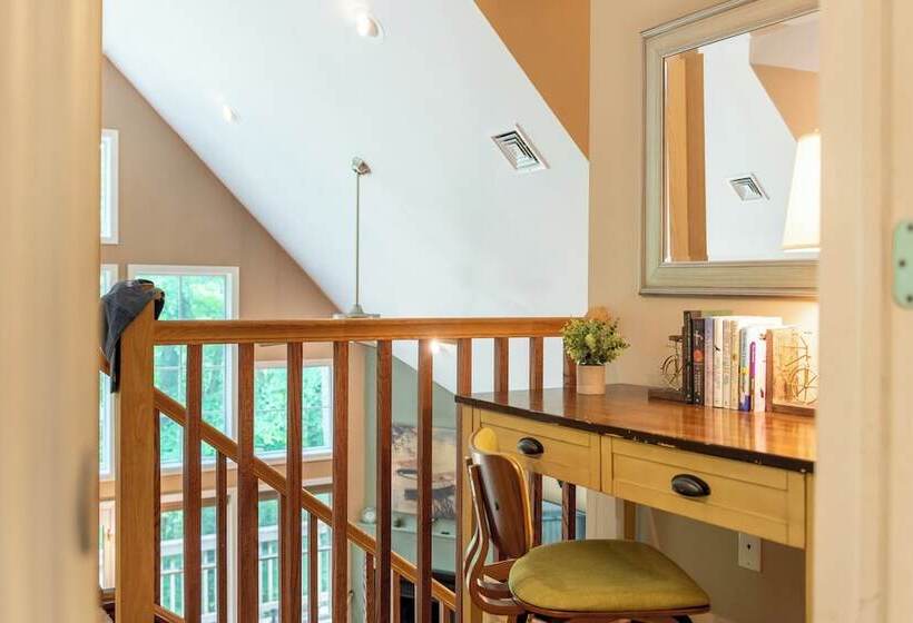 Bear Trail Chalet By Avantstay Retreat W/ Outdoor Living Deck & Fire Pit