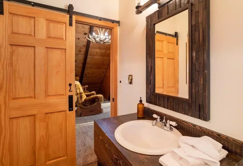 Bears Lair By Avantstay 3mins From Bear Mountain Ski Resort!