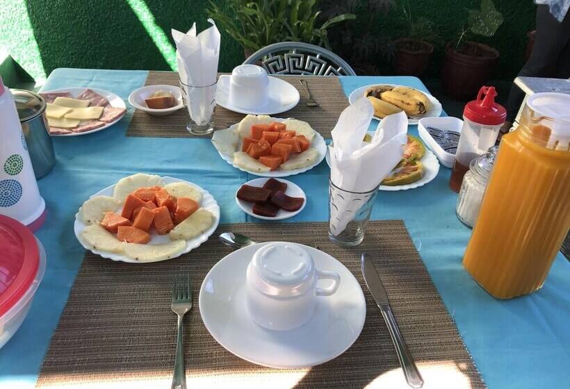 تختخواب و صبحانه Villa Isbel Fuentes