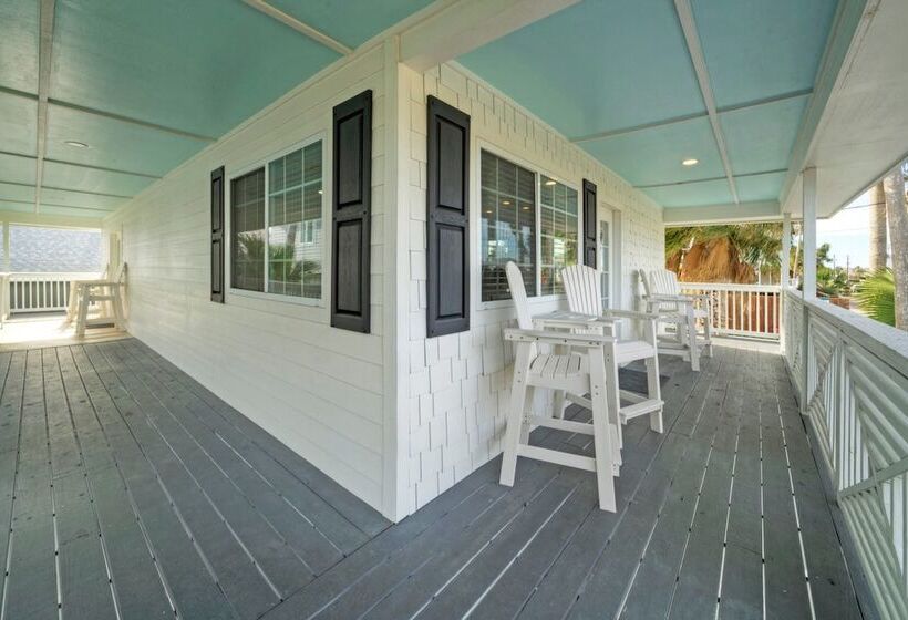 Private Pool, Yard W/ Fire Pit, Near The Beach Coasta Rita By Avantstay