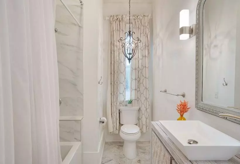 Cypress Breeze By Avantstay Stunning Home + Pool