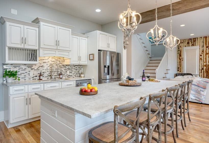 Cypress Breeze By Avantstay Stunning Home + Pool