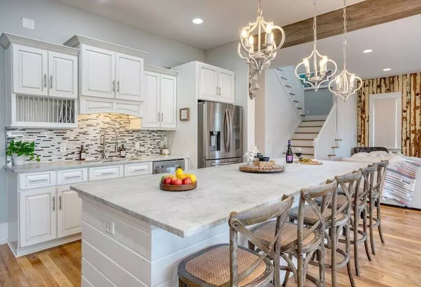 Cypress Breeze By Avantstay Stunning Home + Pool