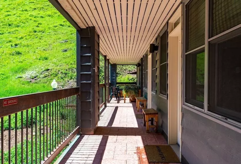 Etta Place 7 By Avantstay Ski In/ Ski Out Unit W/ Striking Views!