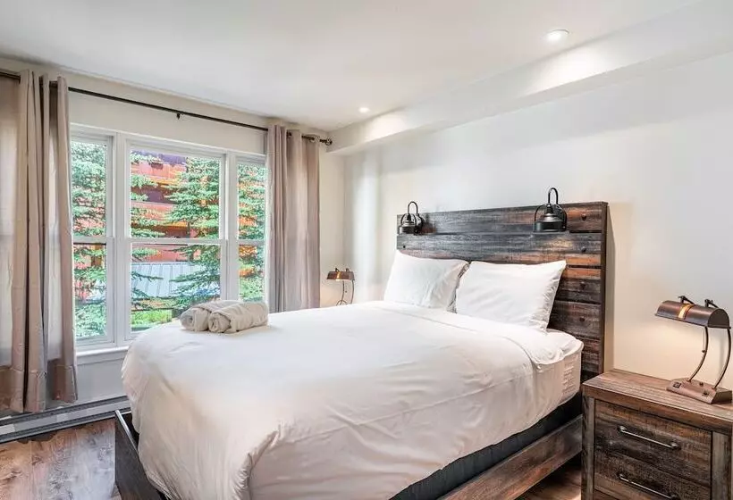 Etta Place 7 By Avantstay Ski In/ Ski Out Unit W/ Striking Views!