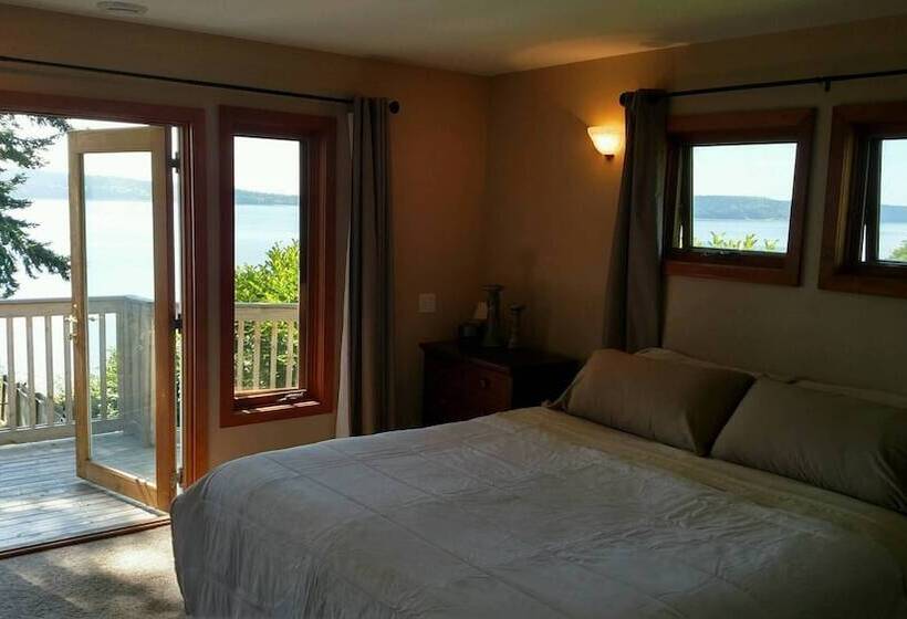 Harbor View Haven By Avantstay Private Backyard