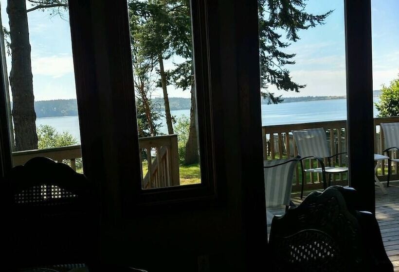 Harbor View Haven By Avantstay Private Backyard