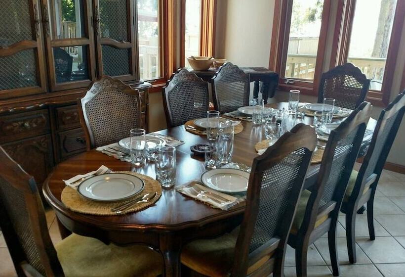 Harbor View Haven By Avantstay Private Backyard