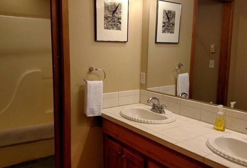 Harbor View Haven By Avantstay Private Backyard