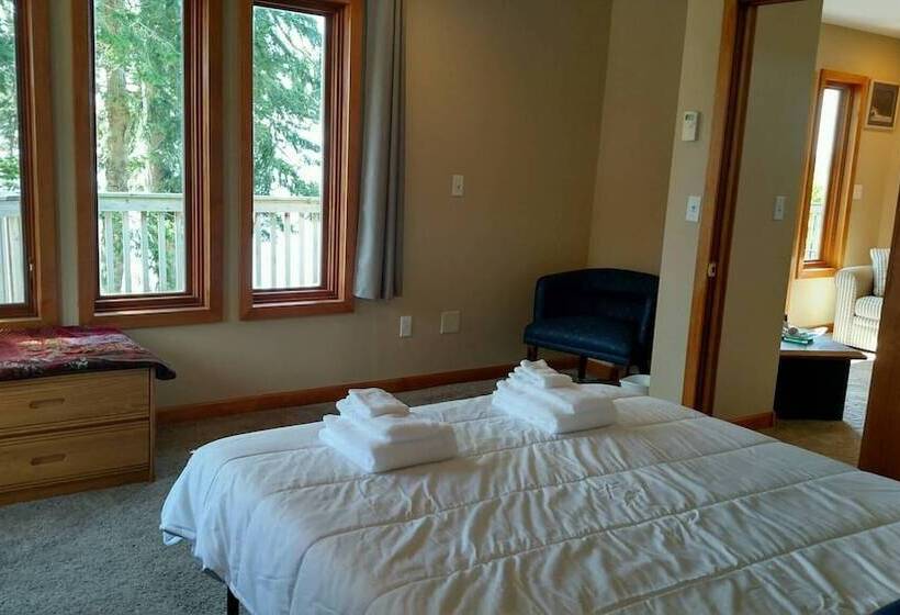 Harbor View Haven By Avantstay Private Backyard