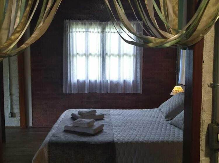 호텔 Pousada Candeias Ltda