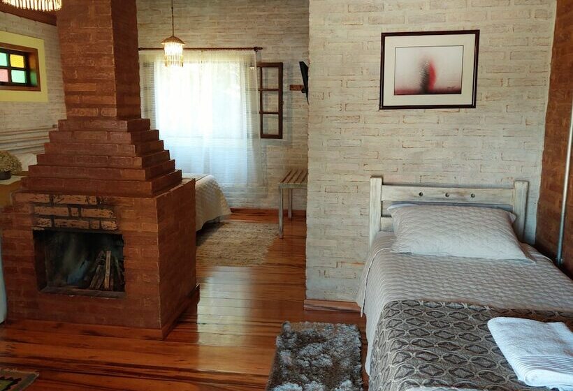 호텔 Pousada Candeias Ltda