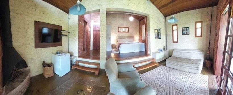 호텔 Pousada Candeias Ltda