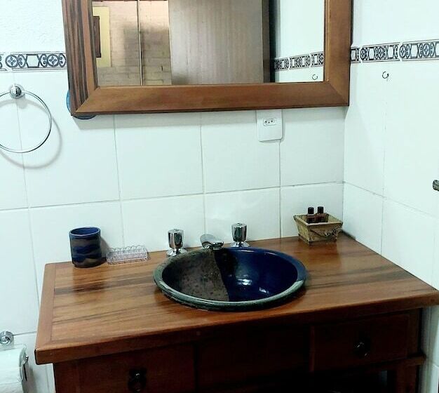 호텔 Pousada Candeias Ltda