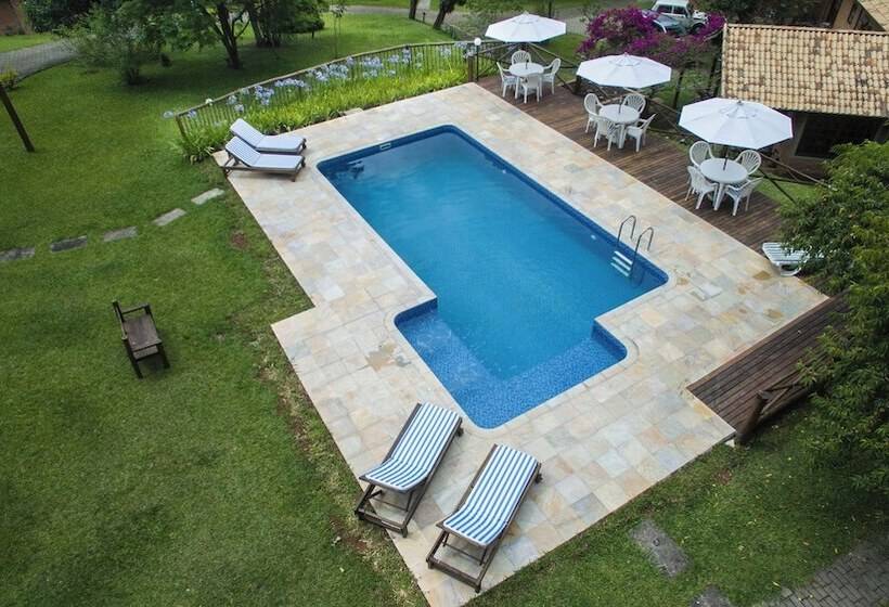 호텔 Pousada Candeias Ltda