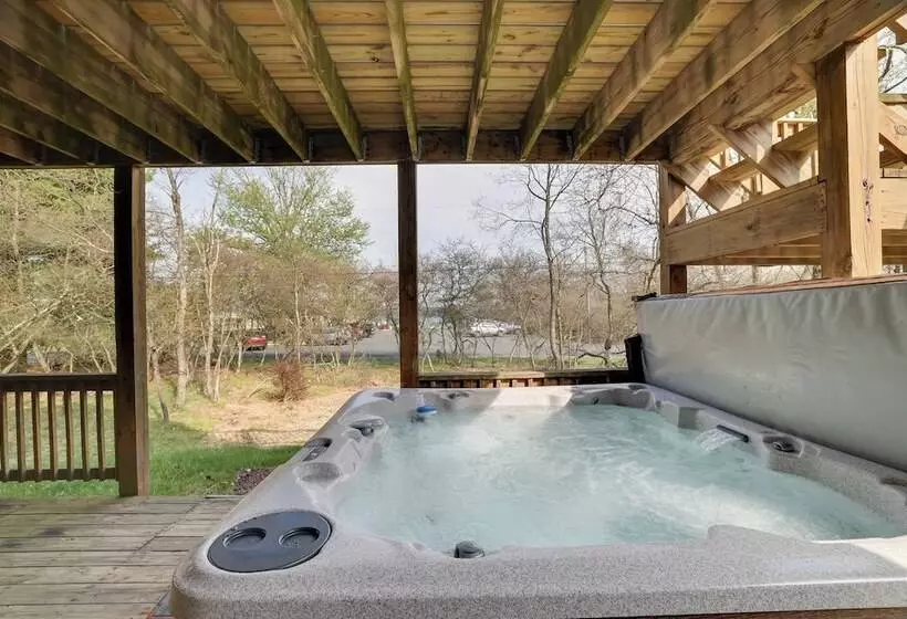 Lake View Chalet By Avantstay Lake Access + Deck