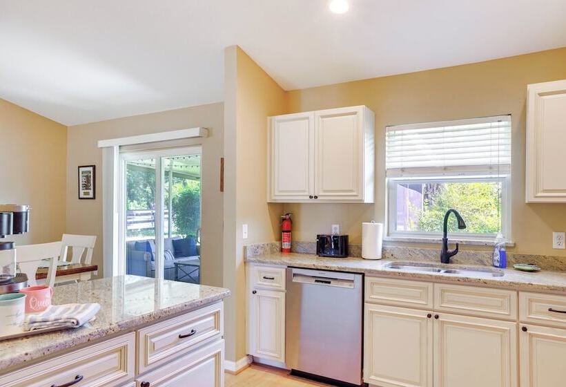 Ocala Retreat, 2 Mi To World Equestrian Center!