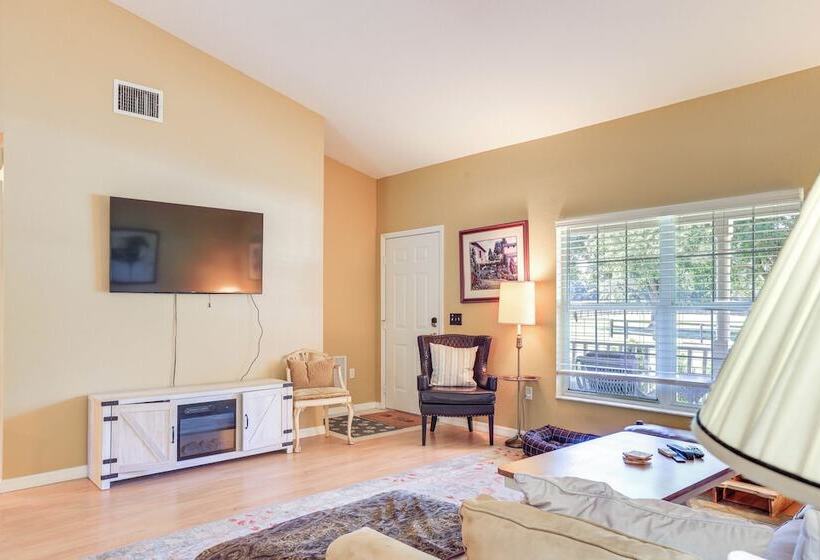 Ocala Retreat, 2 Mi To World Equestrian Center!