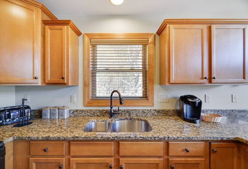 Otter Banks By Avantstay Sleeps 18 + Hot Tub, Views, Game Room