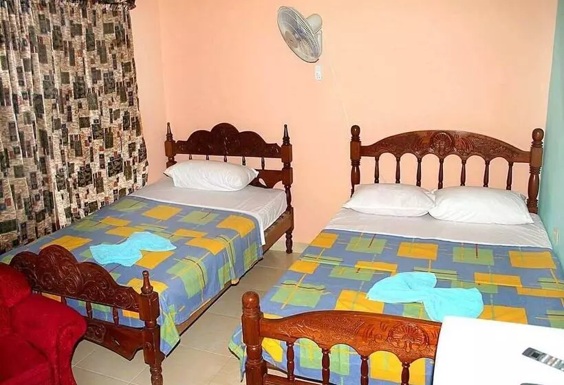 ペンション Hostal La Fruta Trinidad