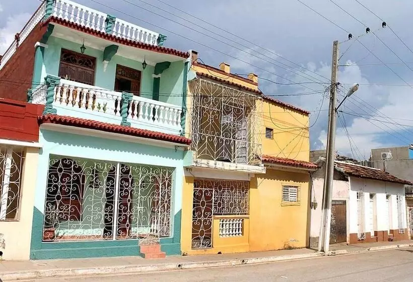 ペンション Hostal La Fruta Trinidad
