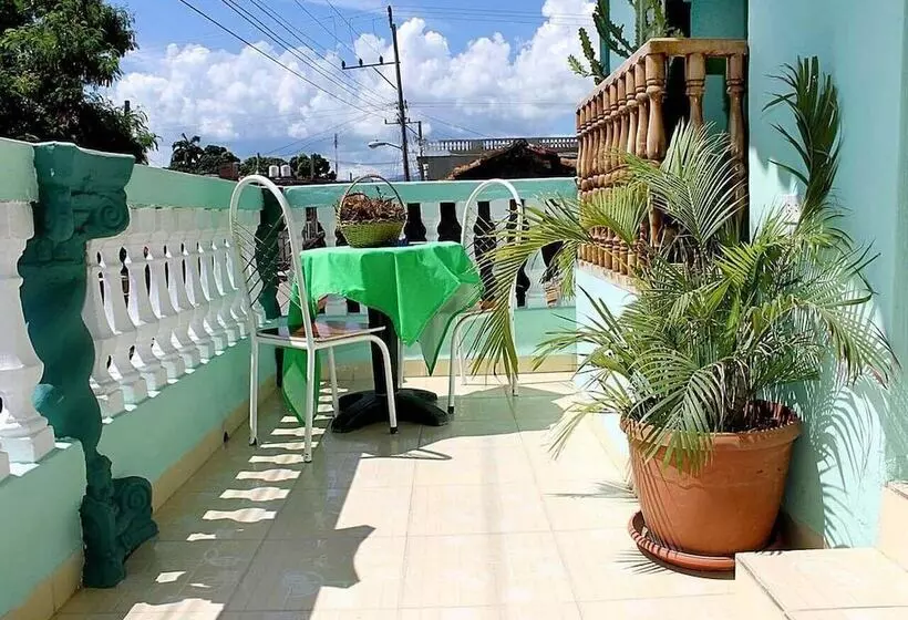 ペンション Hostal La Fruta Trinidad