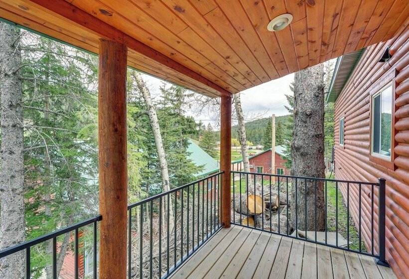 Hike, Unwind & Bring Your Pet: Deadwood Cabin!