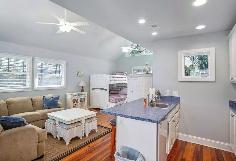 Lomakeskus 415 Wahoo Dr