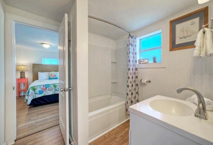 Rock The Boat By Avantstay 5 Blocks To Beach