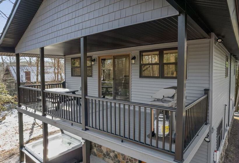 The Breck By Avantstay Modern 6bdr Cabin W/ Hot Tub & Game Room