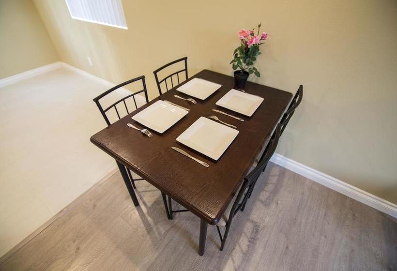 فندق صغير Los Angeles Vacation Rooms