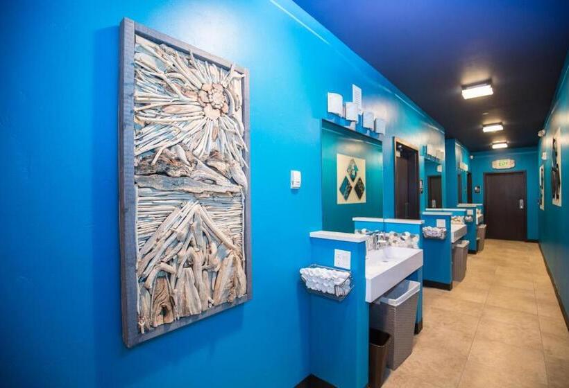 ユースホステル The Bunkhouse