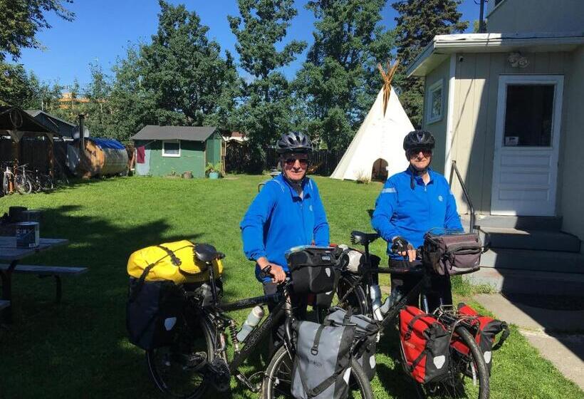 Base Camp Anchorage Hostel