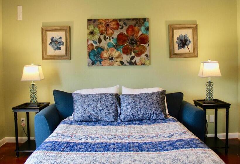 ベッドアンドブレックファースト Maple Creek Bed&breakfast