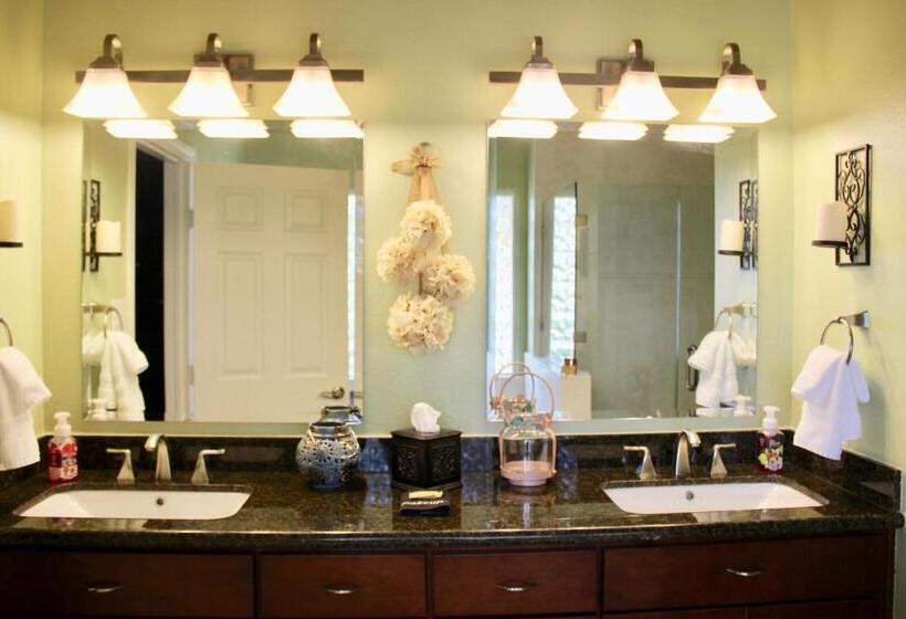 ベッドアンドブレックファースト Maple Creek Bed&breakfast