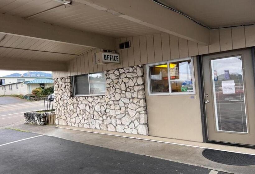 Отель Anchor Bay Inn Near Winchester Bay