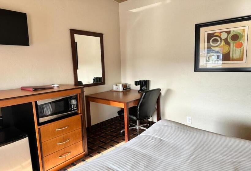 Отель Anchor Bay Inn Near Winchester Bay