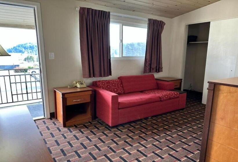 Отель Anchor Bay Inn Near Winchester Bay