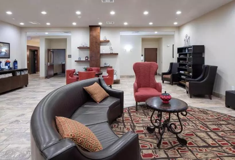 هتل Home Away Kitchen Suites Enid