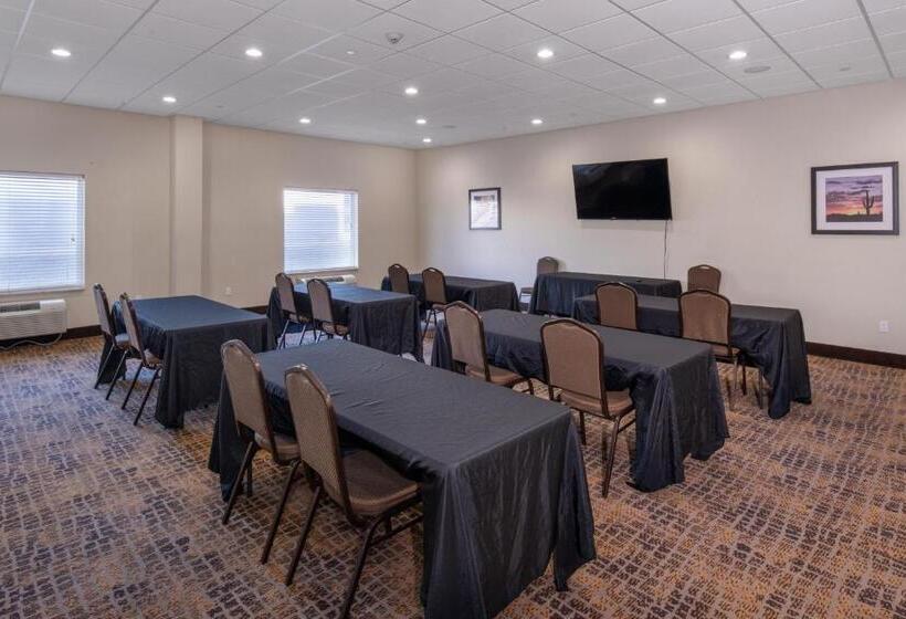 Отель Home Away Kitchen Suites Enid