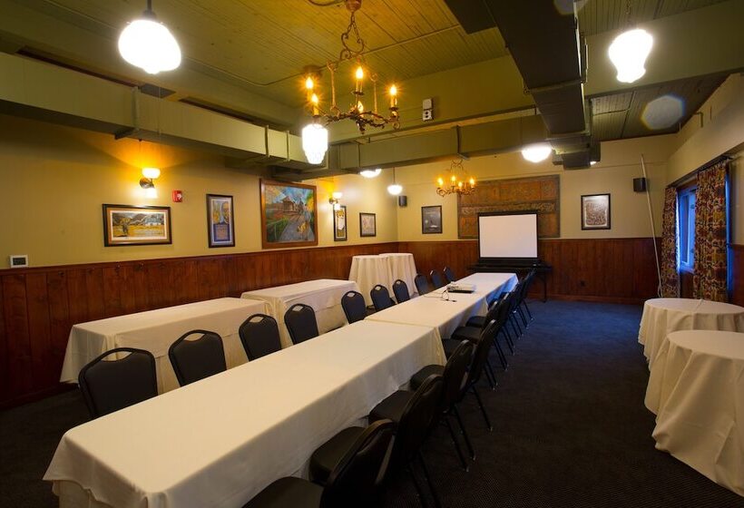 Hotel Mcmenamins Anderson School