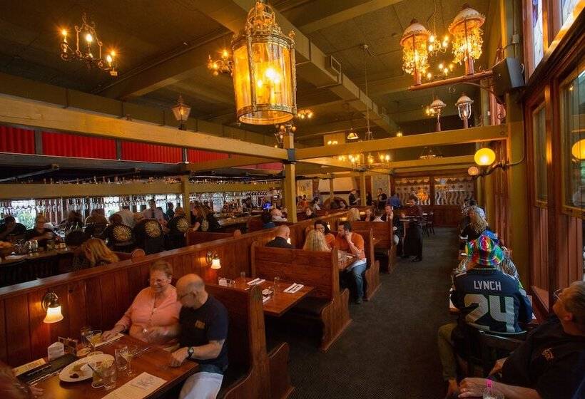 Hotel Mcmenamins Anderson School