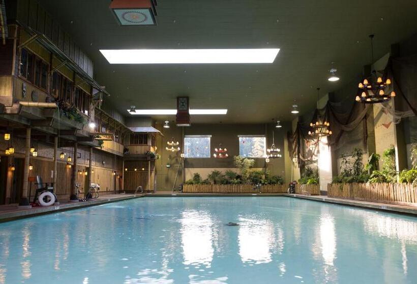 Hotel Mcmenamins Anderson School