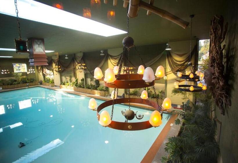 Hotel Mcmenamins Anderson School