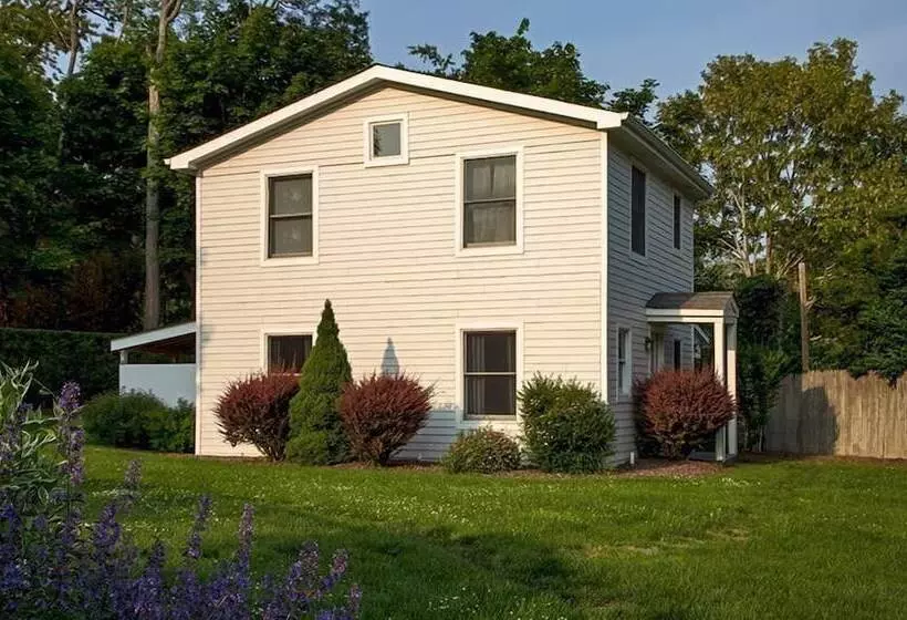 ホテル Shelter Island House