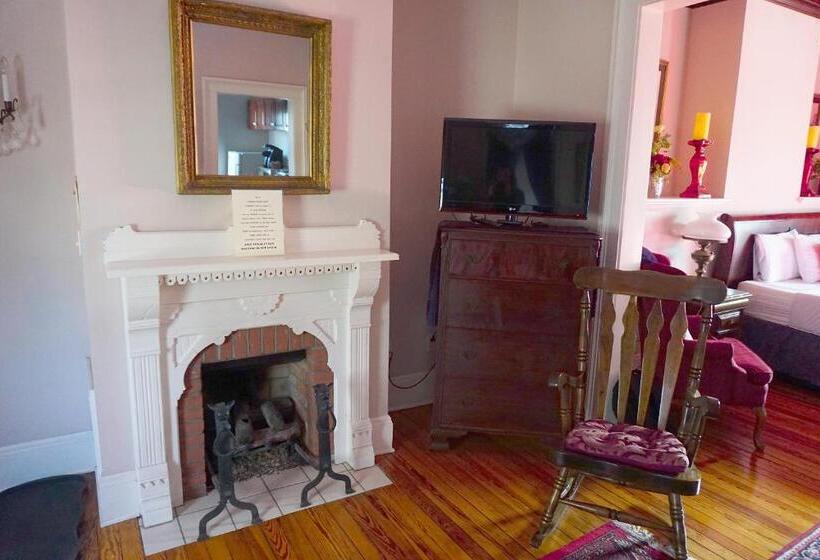 فندق Stay Saratoga