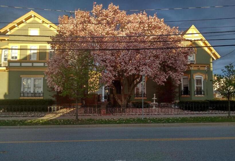 فندق Stay Saratoga